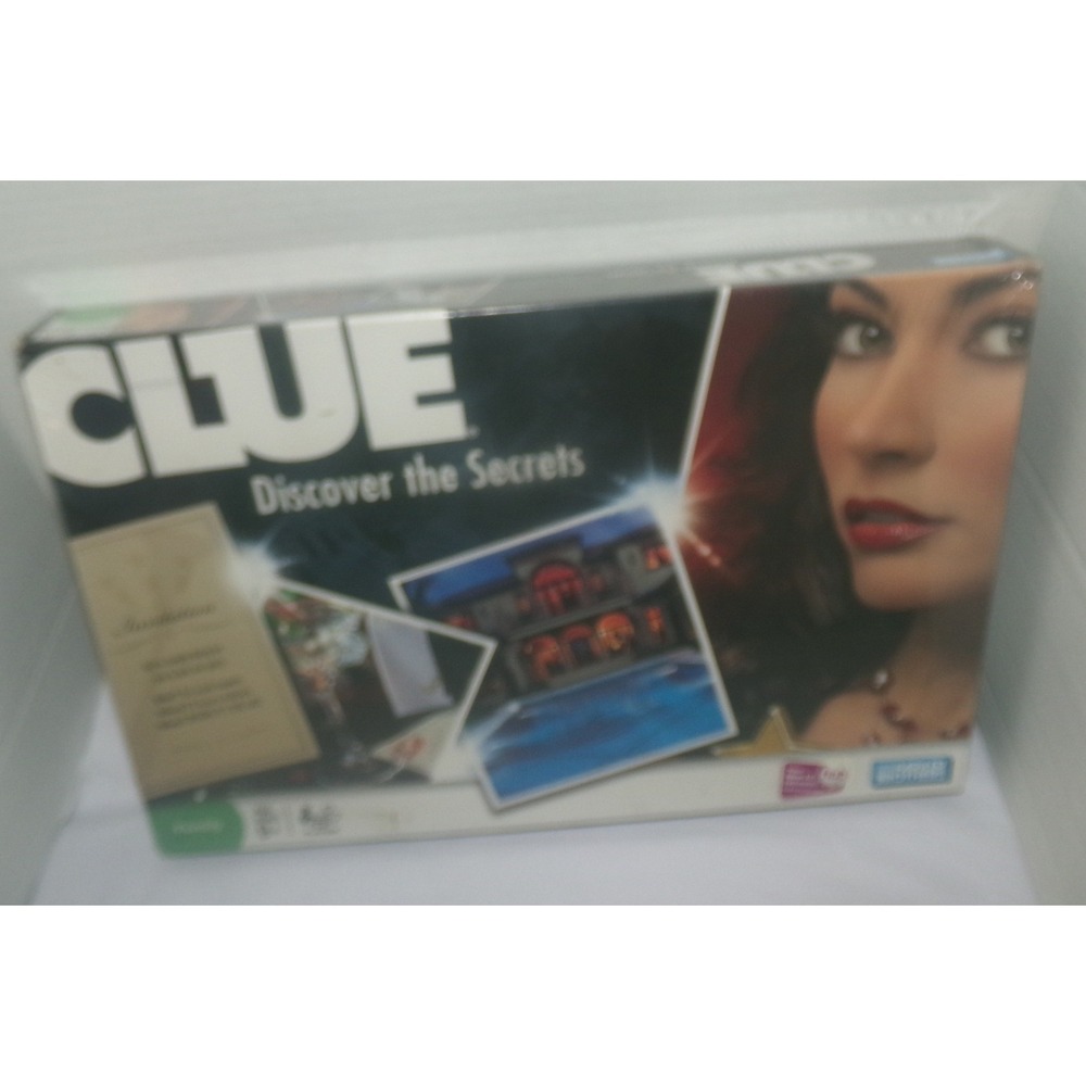 Hasbro Clue Discover the Secrets Board Game New Sealed 2008 Mystery Game